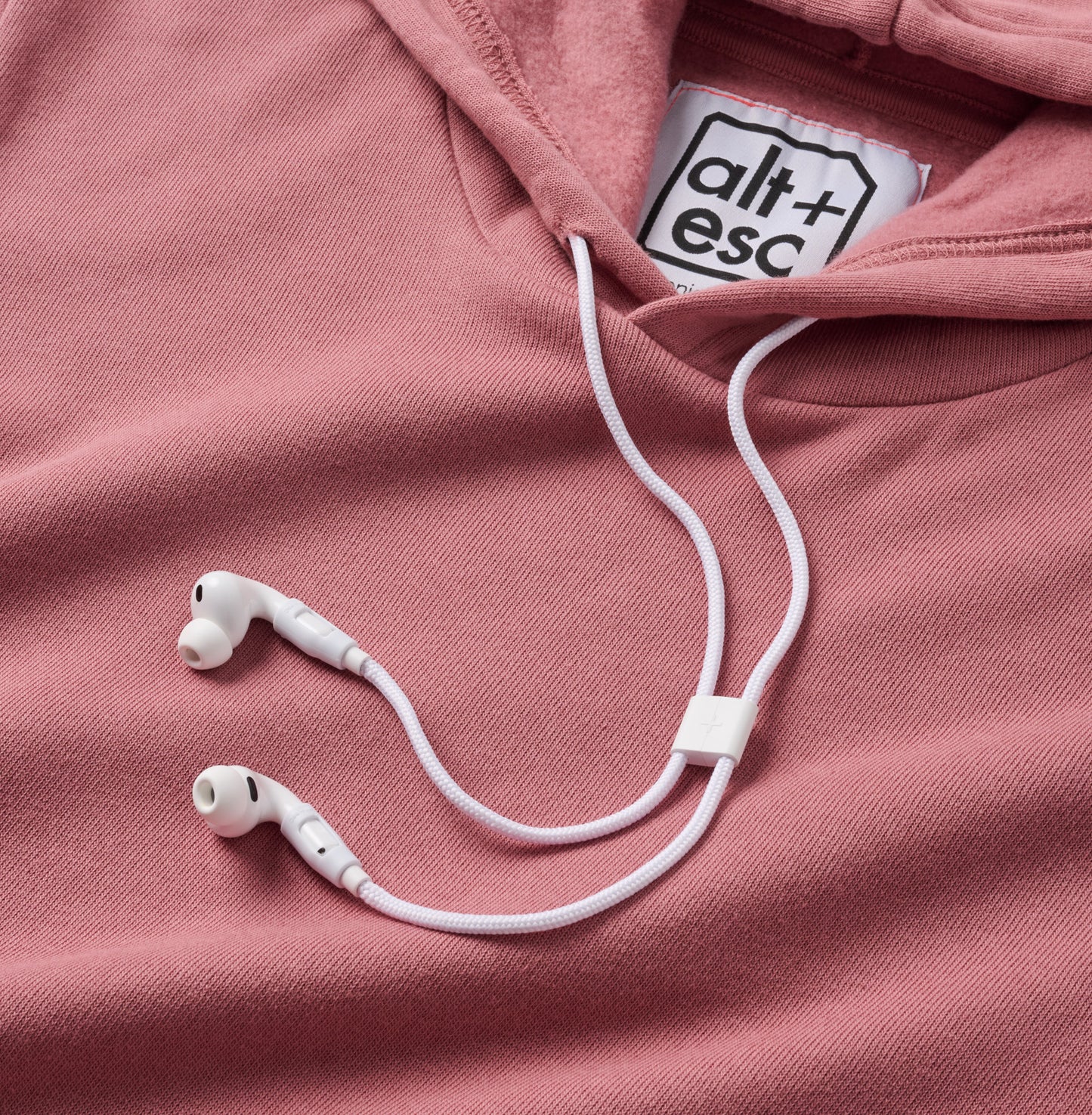 [wear] AirPods® hoodie - mauve