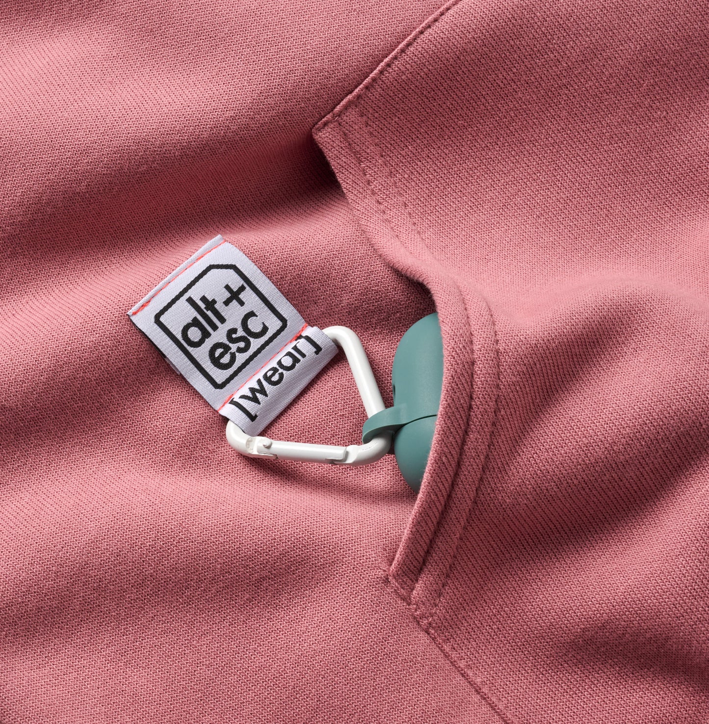 [wear] AirPods® hoodie - mauve